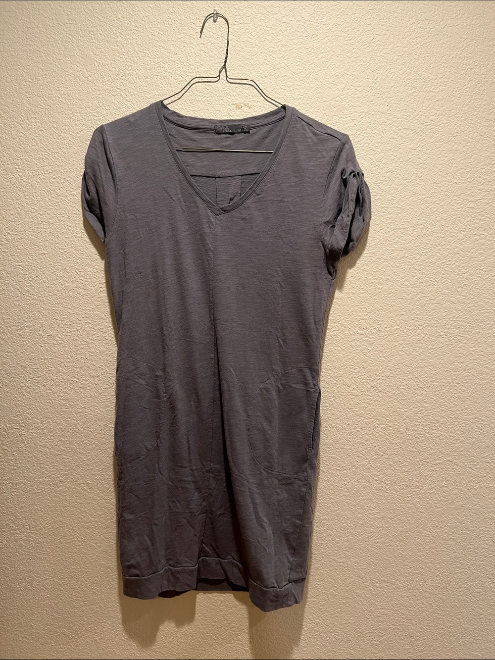 Prana V-Neck Short Sleeve Top in Heather Gray